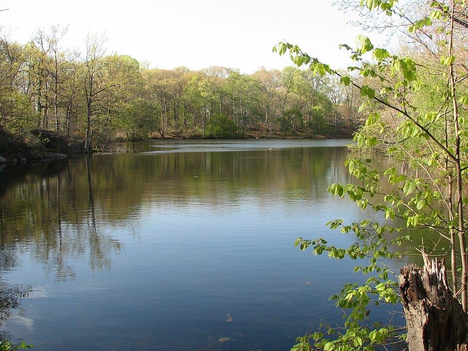 Glenwood Lake
