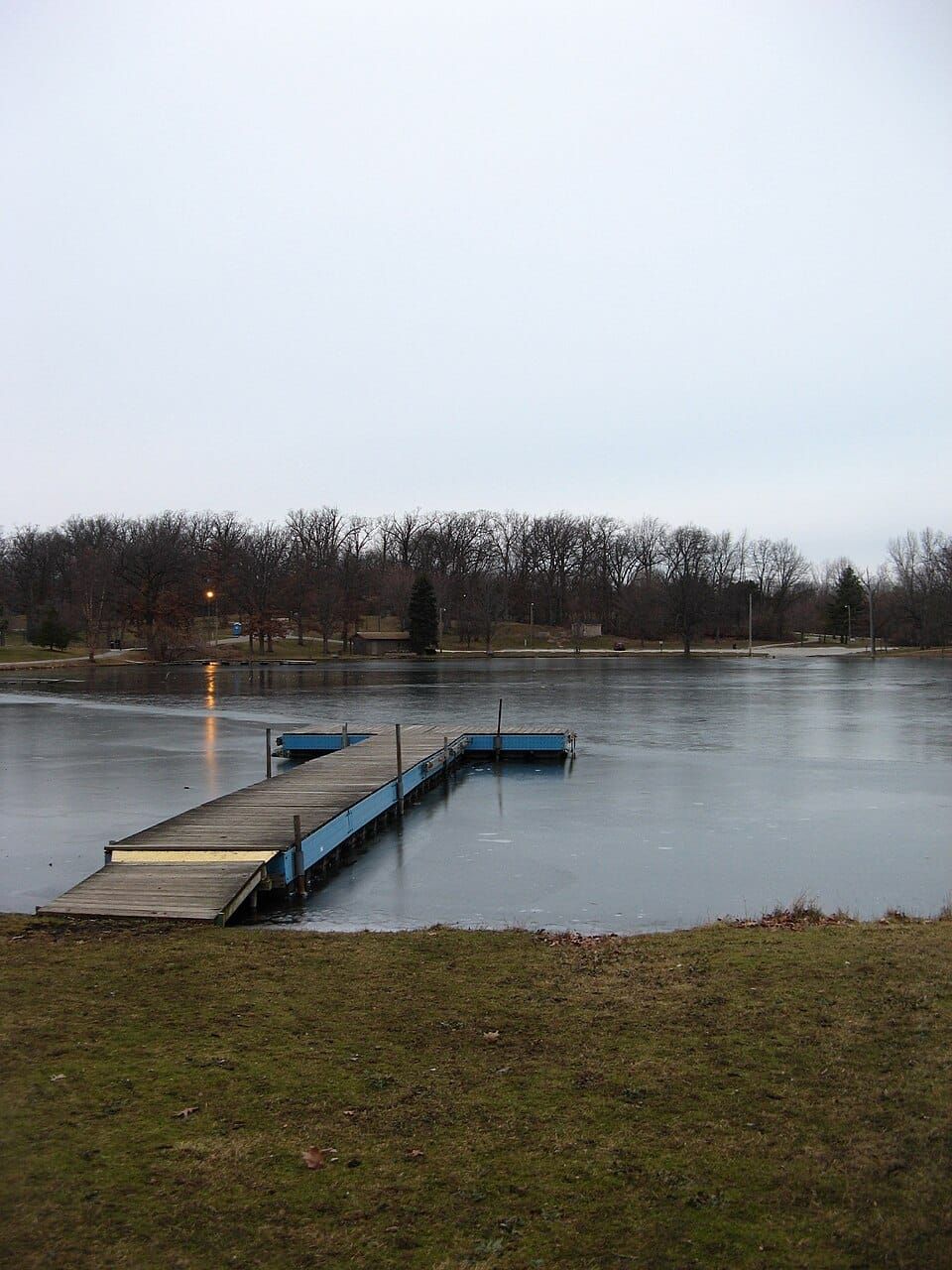 Loomis Lake