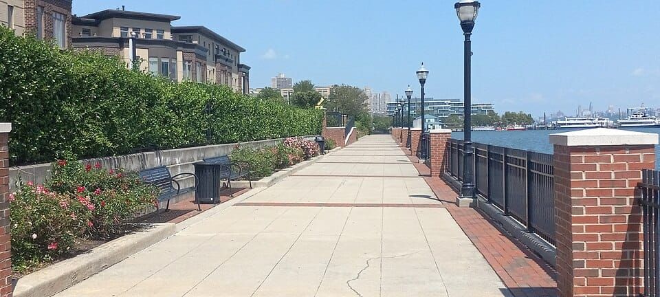 Hudson River Waterfront Walkway