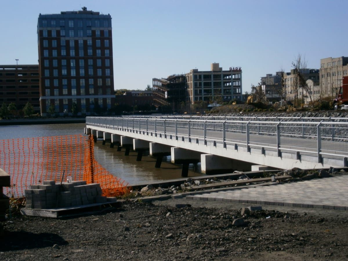 Hudson River Waterfront Walkway