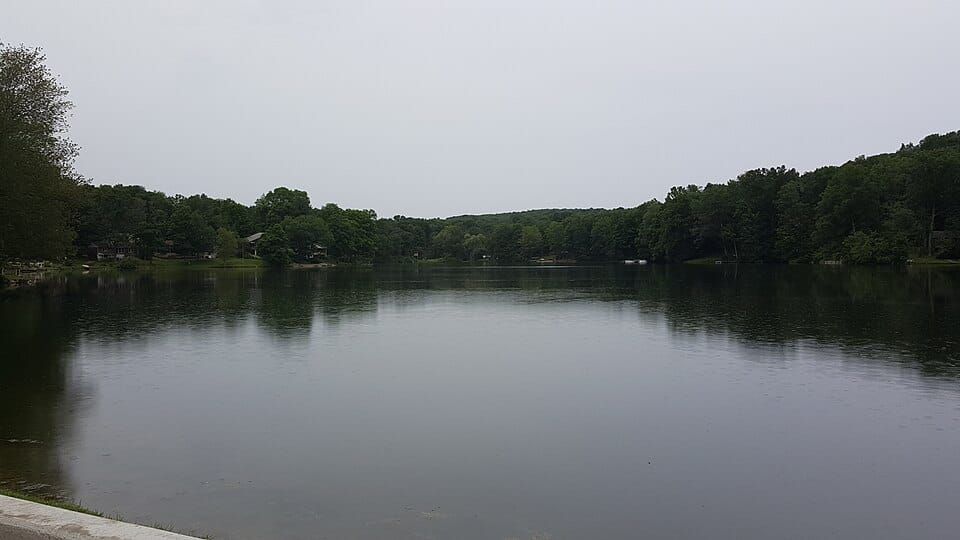 Lake Neepaulin
