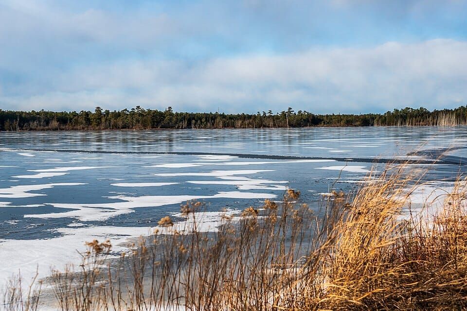 Chatsworth Lake