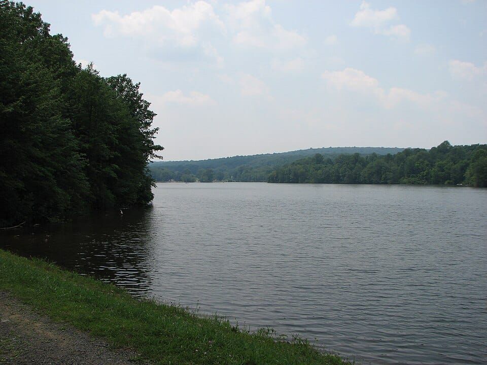 Hopewell Lake