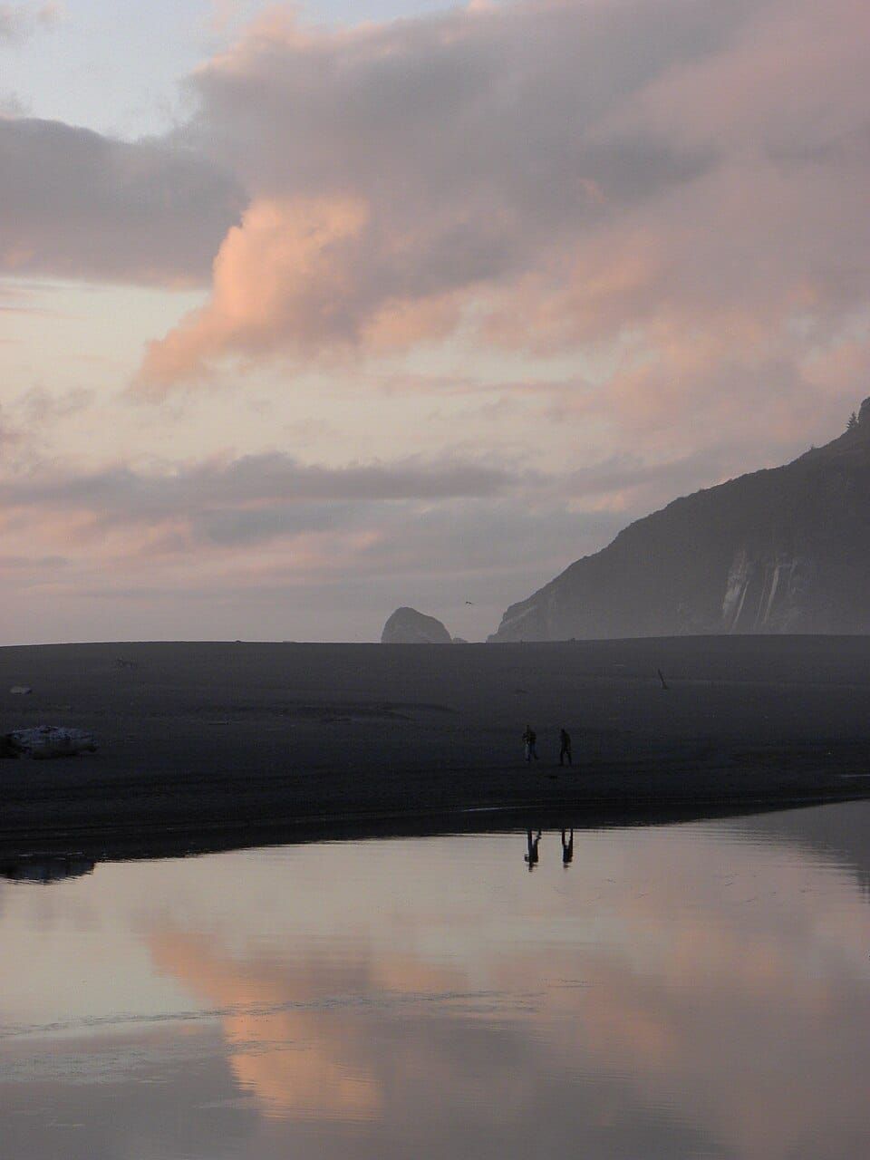 Klamath Beach