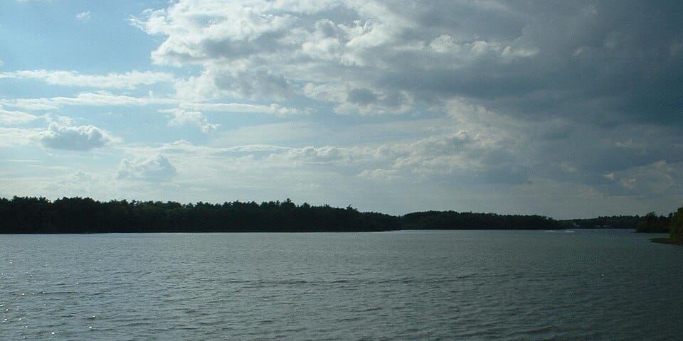 Monponsett Pond