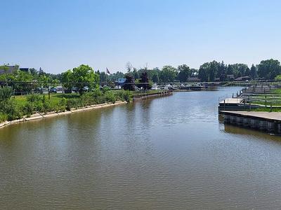 River Side Park