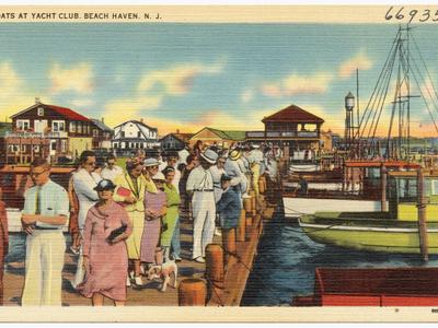 Yacht Club Public Beach