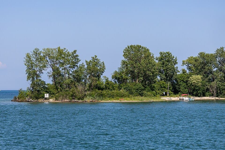 Riverfront-Lakewood East Park